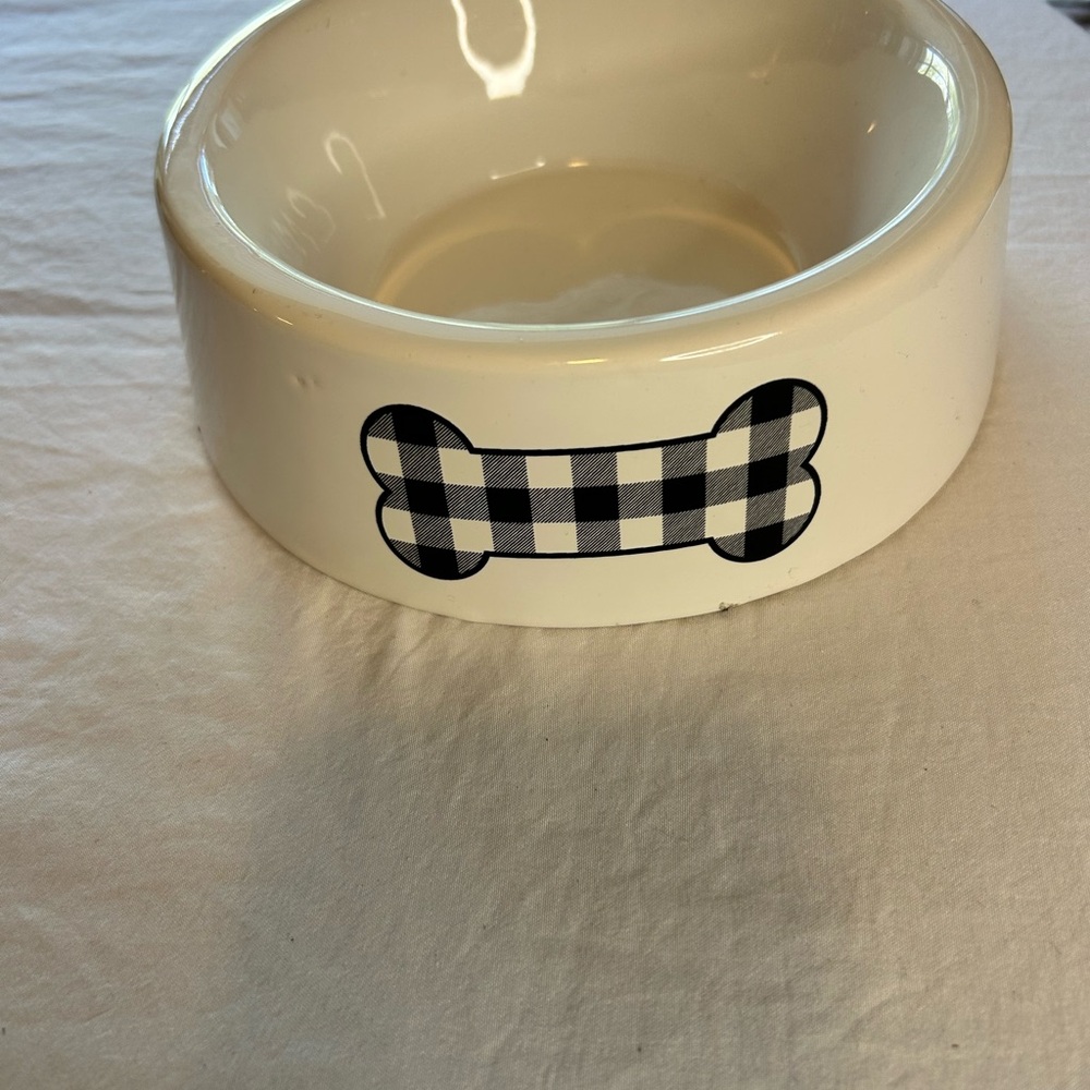 Ceramic Dog Bowl with Black Buffalo Plaid Bone